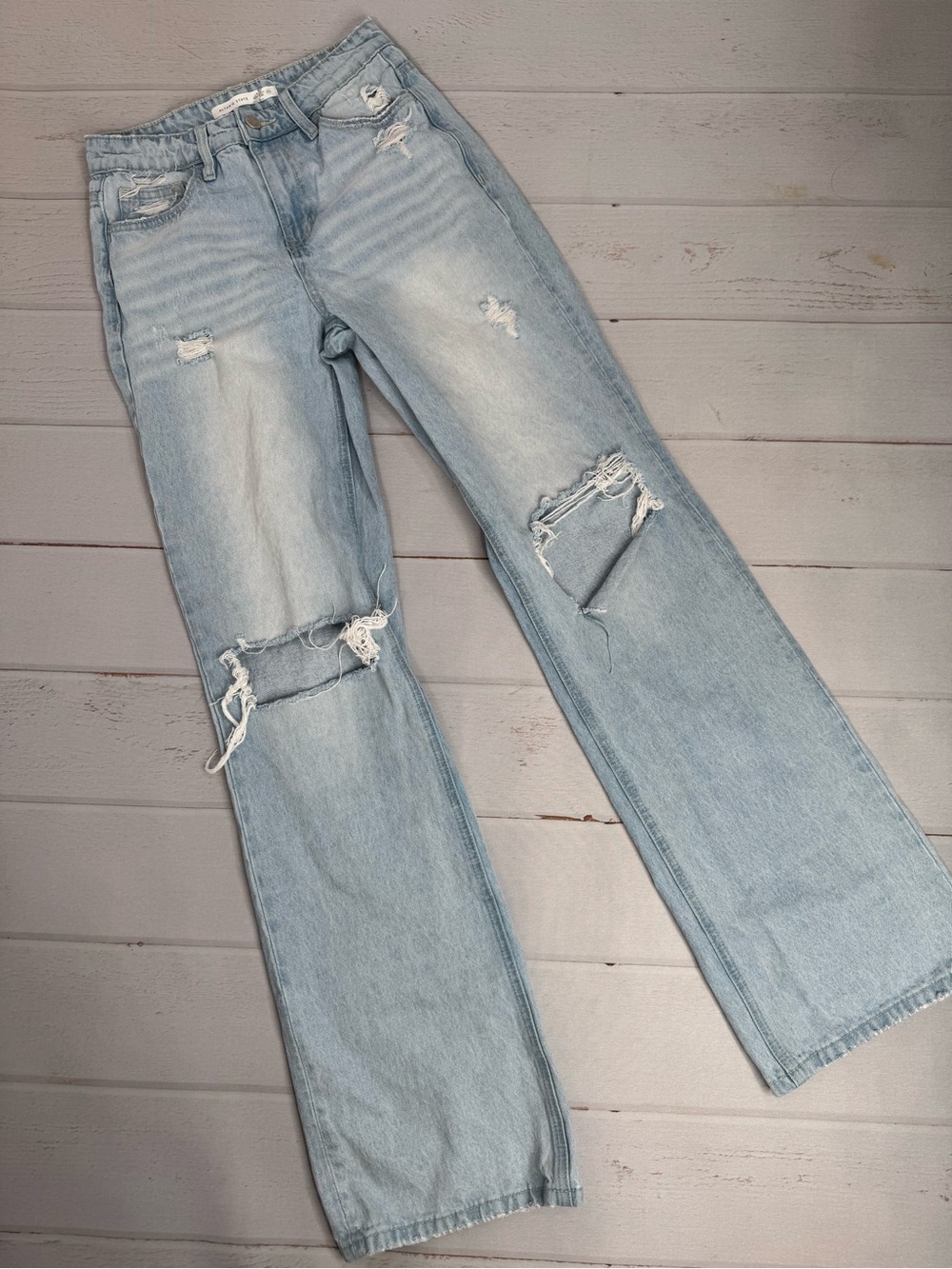 Altar'd State Distressed Straight Leg Jeans Light Wash Size 25